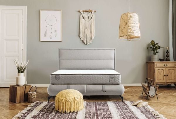 Fresh Base Headboard Bed Set